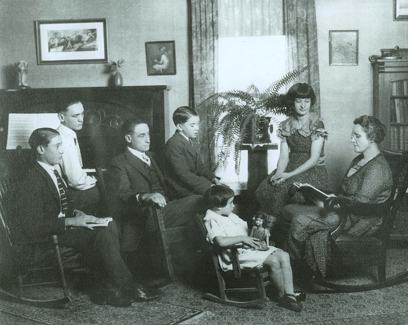 The William and Nina Pyle family